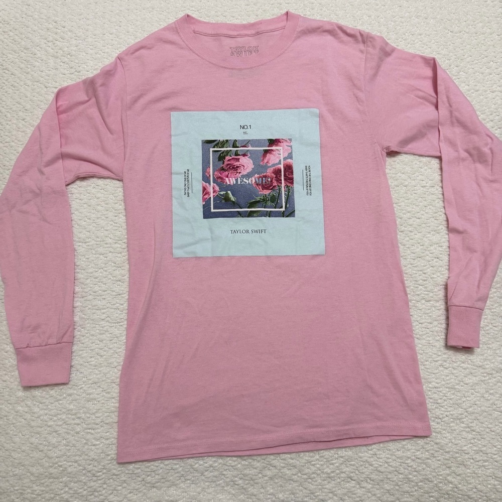 Me! Taylor Swift Awesome Square Pink Long Sleeve Top Women’s Size Small